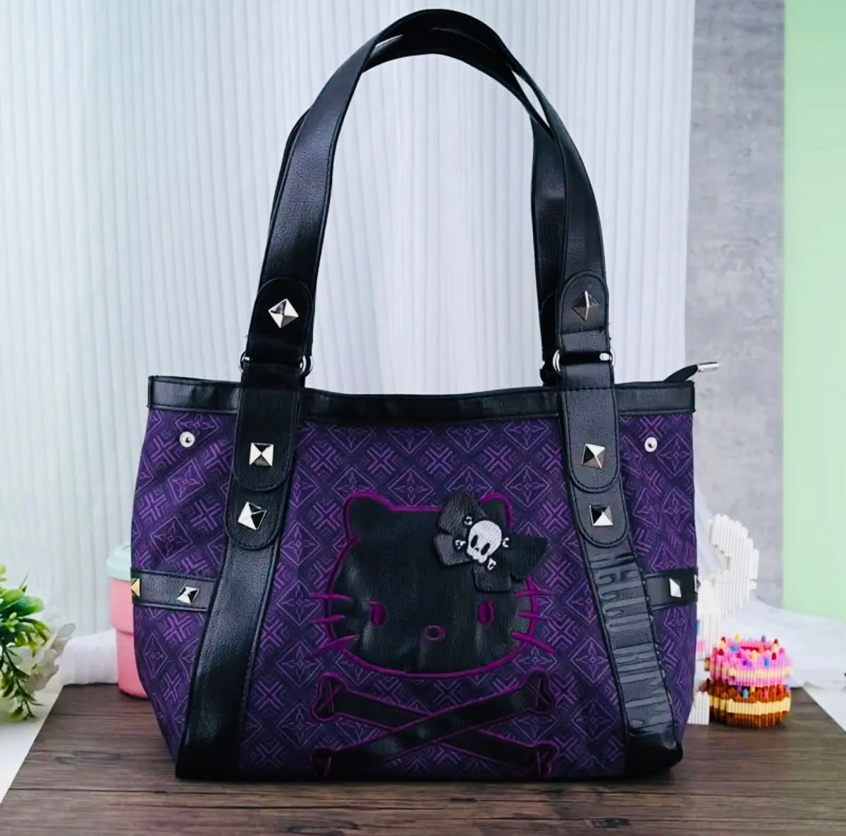 New - Vintage Style Hello Kitty Suede & Faux Leather Shoulder Bag/Tote -Blk/Prpl