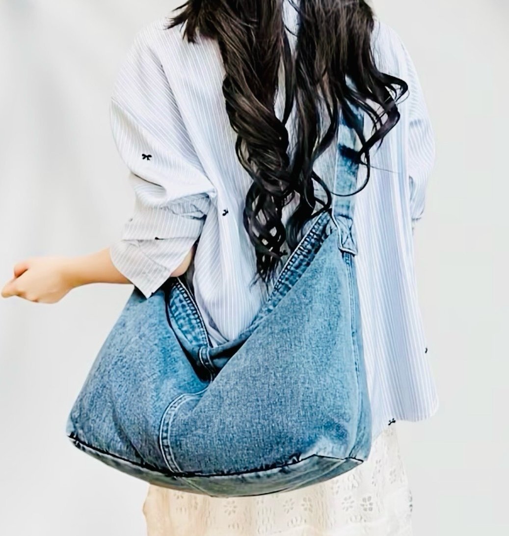 New -Vintage -Distressed -Large Capacity -Denim Tote/Shoulder Bag -Light Wash
