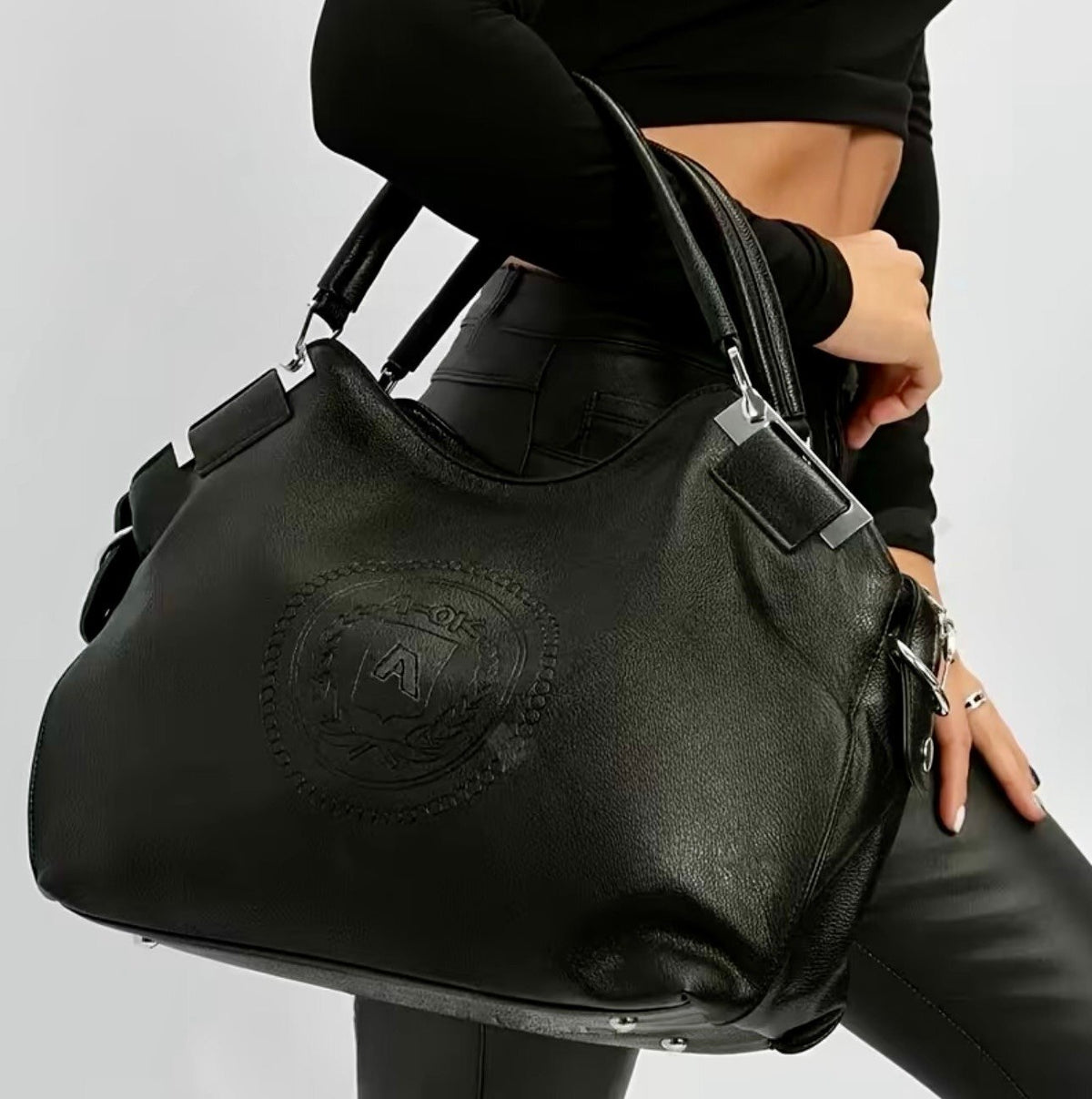 New -Gorgeous -Y2K -Retro Inspired Luxury Faux Leather Shoulder Bag/Tote -Black