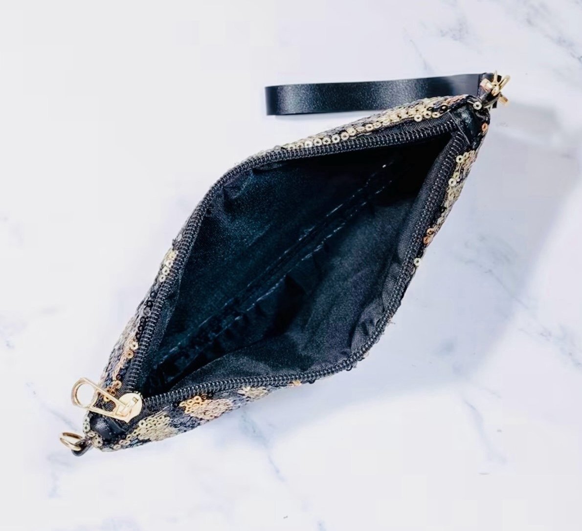 New -Gorgeous -Sequin Embellished Leopard Print Crossbody/Shoulder Bag