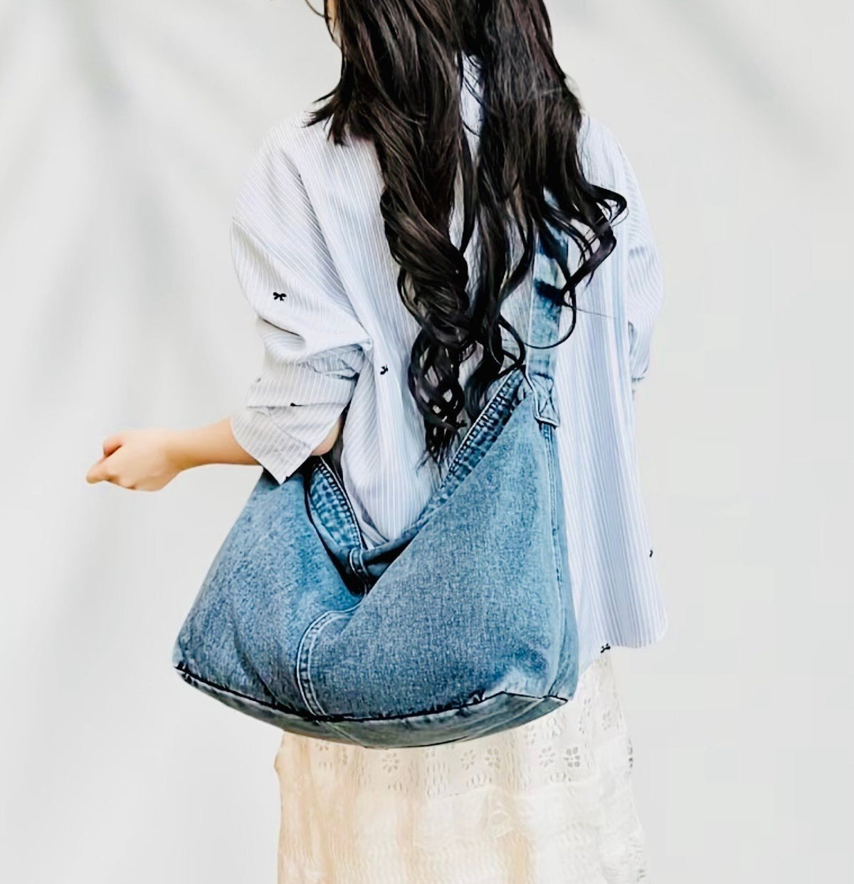 New -Vintage -Distressed -Large Capacity -Denim Tote/Shoulder Bag -Light Wash