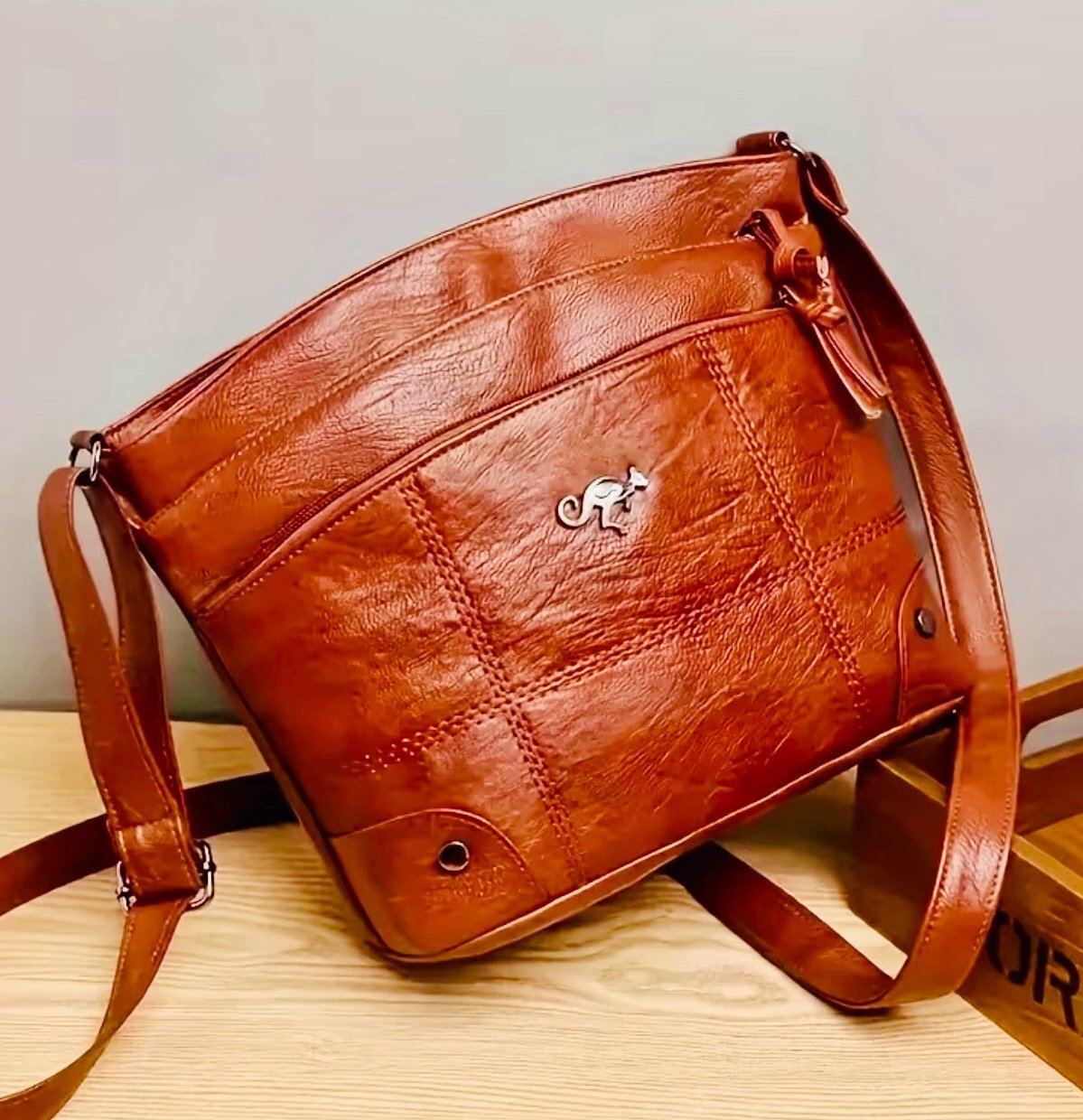 New -Trendy -Large Capacity -Faux Leather Crossbody /Shoulder Bag  -Brown