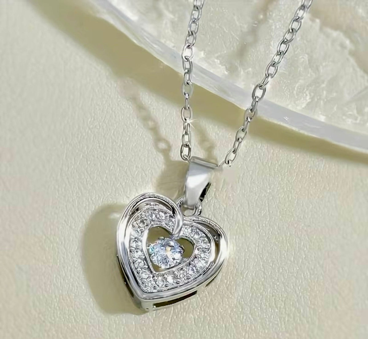 New -Beautiful -Stainless Steel -Double Layered Zirconia Heart Pendant Necklace