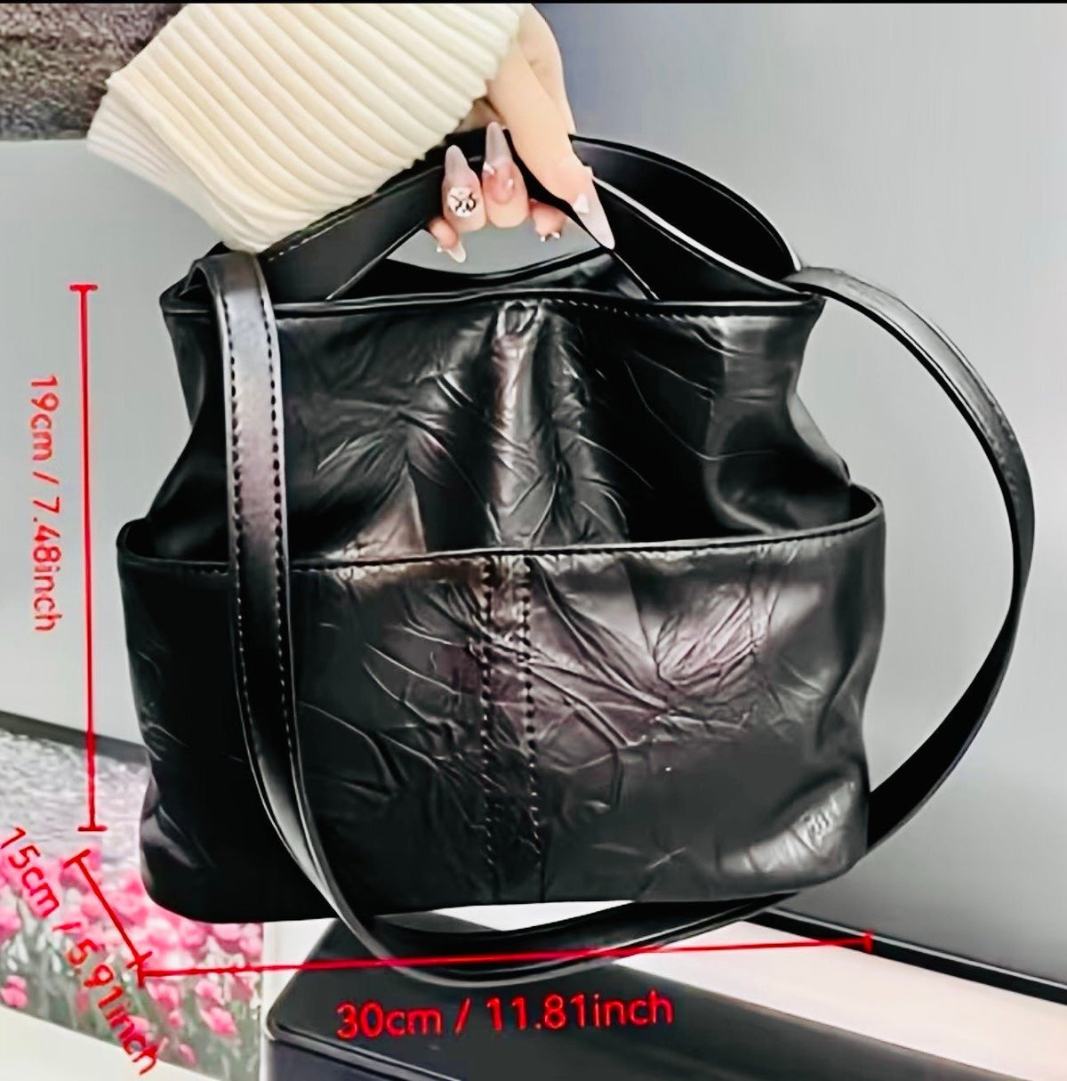 New -Super Cute -Vintage Inspired -Faux Leather Bucket Style Bag -Black