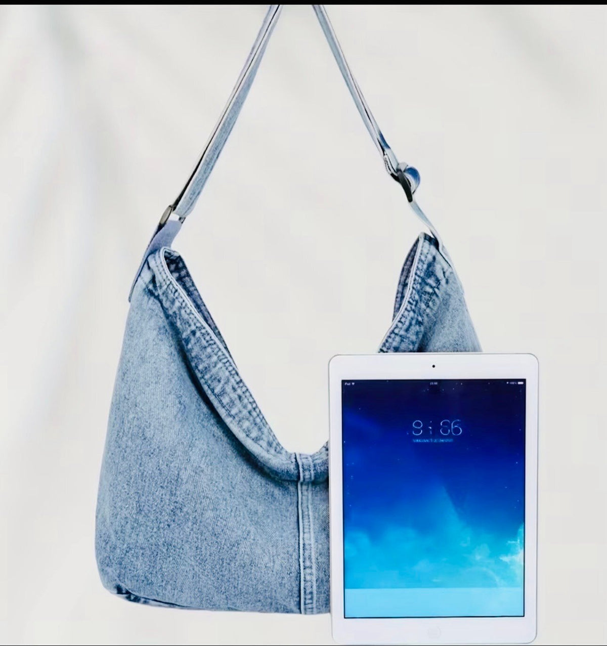 New -Vintage -Distressed -Large Capacity -Denim Tote/Shoulder Bag -Light Wash