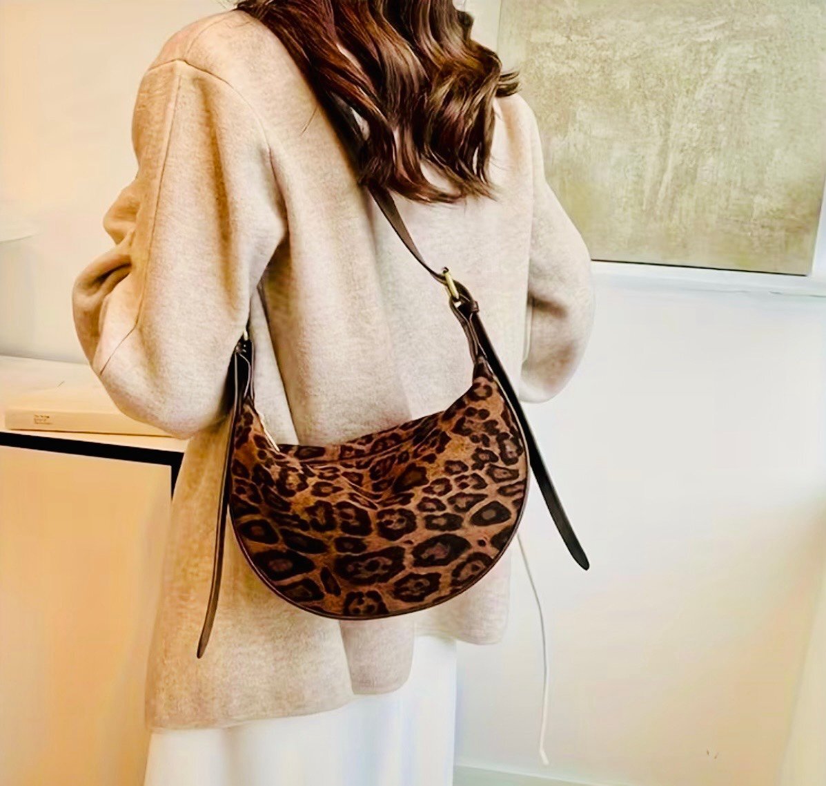 New -Sleek & Stylish -Faux Suede Leopard Print Crossbody /Shoulder Bag