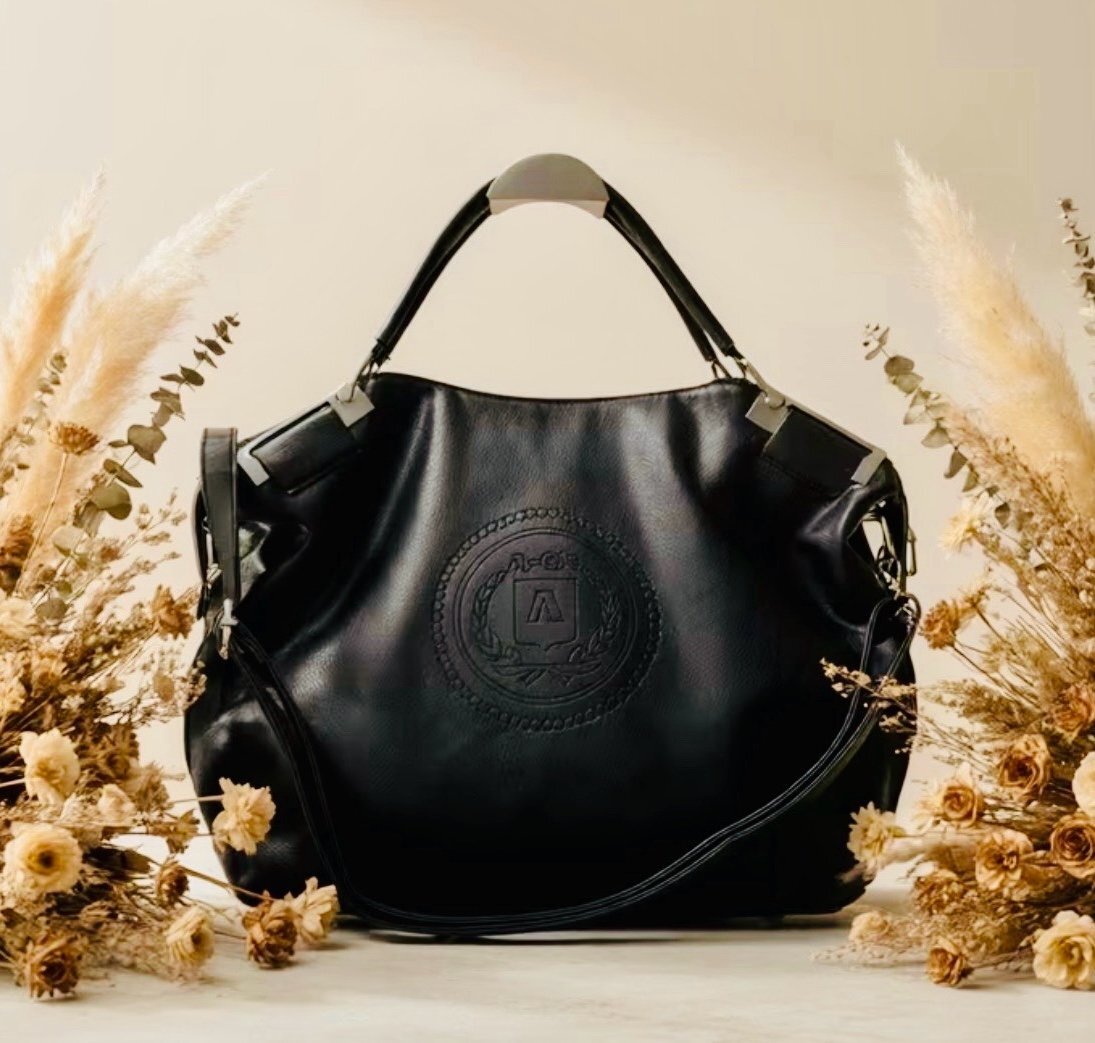 New -Gorgeous -Y2K -Retro Inspired Luxury Faux Leather Shoulder Bag/Tote -Black