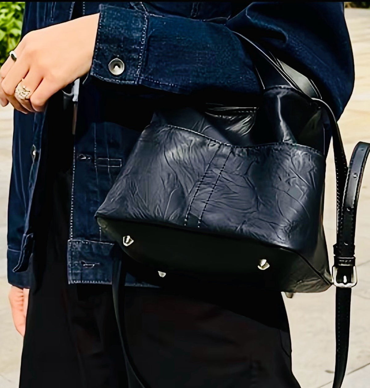New -Super Cute -Vintage Inspired -Faux Leather Bucket Style Bag -Black