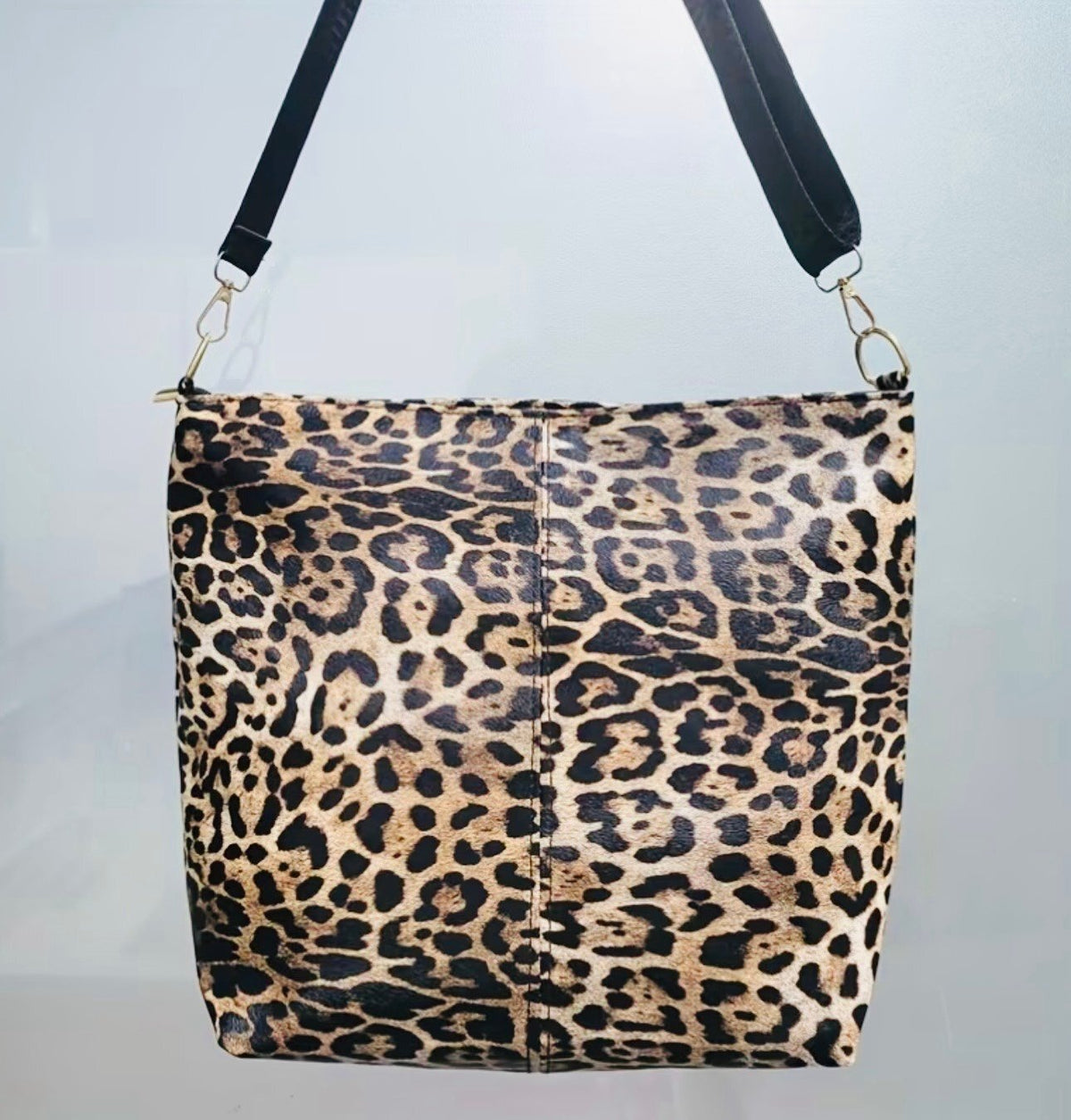 New - Gorgeous -Vintage Inspired -Faux Suede -Leopard Print Shoulder Bag